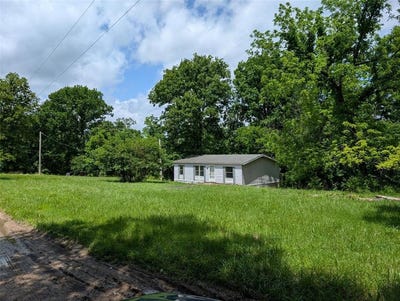 /international/us/8639-rock-road-dittmer-mo-110099850751/