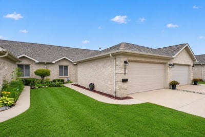 /international/us/35251-silver-maple-drive-clinton-twp-mi-110110012075/