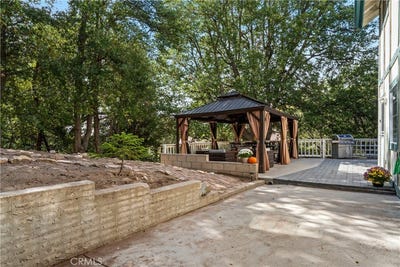 /international/us/955-teakwood-drive-lake-arrowhead-ca-110106782323/