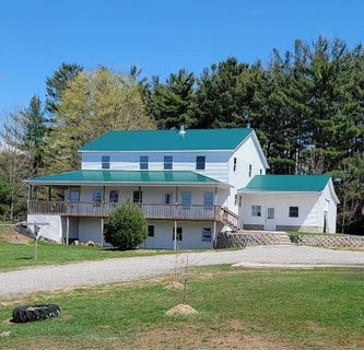 /international/us/7909-11-mile-road-bear-lake-mi-110106493462/