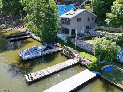 /international/us/151-hudson-ave-hopatcong-boro-nj-110119521452/