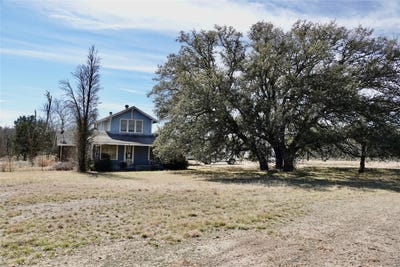 /international/us/981-w-hwy-84-mullin-tx-110105861829/