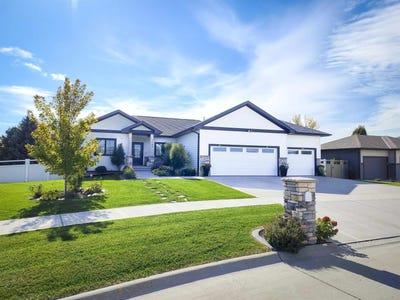 /international/us/2903-windsor-way-norfolk-ne-110102974462/