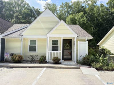 /international/us/1096-bob-jones-road-scottsboro-al-110108175320/