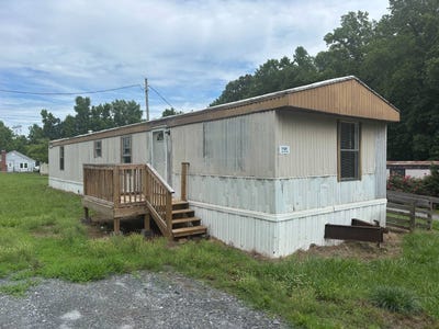 /international/us/1101-jason-st-bessemer-city-nc-110108552256/