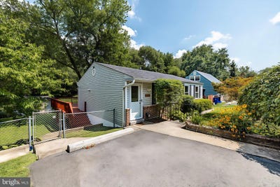 /international/us/19145-saint-johnsbury-lane-germantown-md-110101438311/