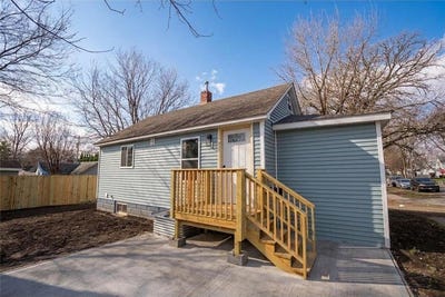 /international/us/312-grove-avenue-montevideo-mn-110107379064/