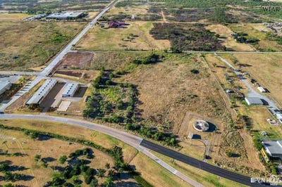 /international/us/2515-e-central-freeway-wichita-falls-tx-110108399513/