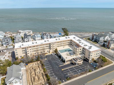 /international/us/700-first-avenue-avalon-nj-110106499389/
