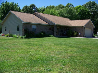 /international/us/3900-girlstown-road-mountain-grove-mo-110108034368/