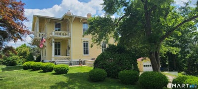 /international/us/tolland-ct-110108775524/