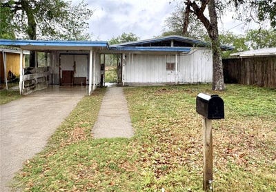 /international/us/718-e-copano-street-mathis-tx-110107487309/