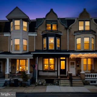 /international/us/1016-n-11th-street-reading-pa-110110355116/
