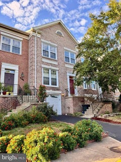 /international/us/14308-winding-woods-court-centreville-va-110120409599/