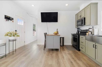 /international/us/1369-e-main-st-el-cajon-ca-110102927791/