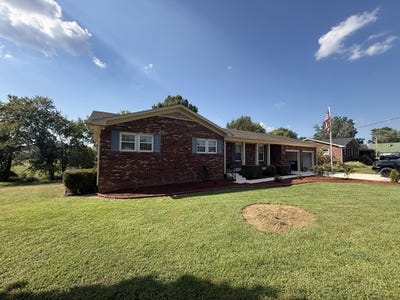 /international/us/107-monroe-street-fancy-farm-ky-110110270038/