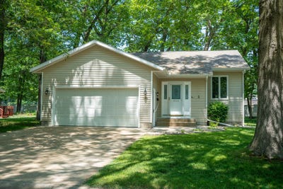 /international/us/1052-wildwood-lane-muskegon-mi-110100308817/