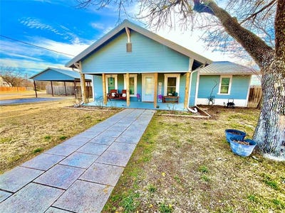 /international/us/522-e-standifer-street-hamilton-tx-110105699958/