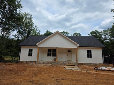 /international/us/2060-stonewall-road-concord-va-110108357654/