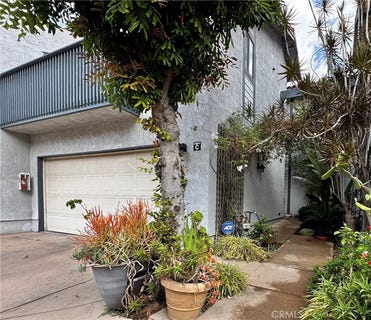 /international/us/20607-roscoe-blvd-winnetka-ca-110107343383/