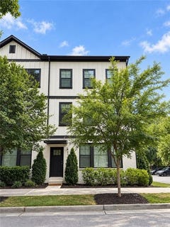 /international/us/2030-main-street-nw-atlanta-ga-110120070193/