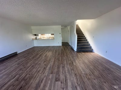 /international/us/557-park-street-lewiston-id-110099869714/