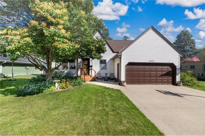 /international/us/1025-3rd-avenue-s-saint-james-mn-110108883049/