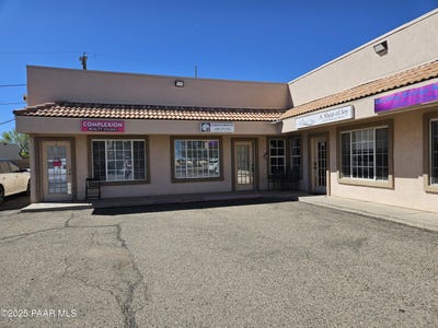 /international/us/8581-e-florentine-road-prescott-valley-az-110108653379/