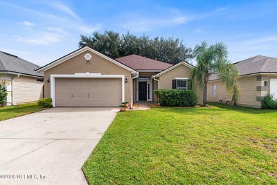 /international/us/11941-hayden-lakes-circle-jacksonville-fl-110110404576/