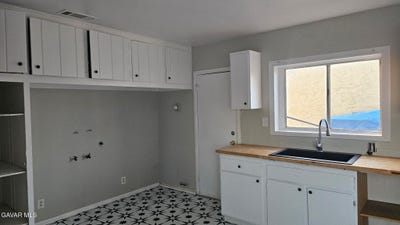 /international/us/10149-e-avenue-q12-littlerock-ca-110102030281/