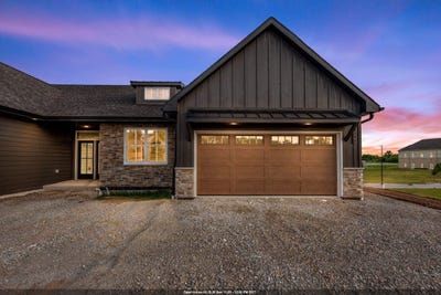 /international/us/3395-shawano-avenue-green-bay-wi-110107162627/