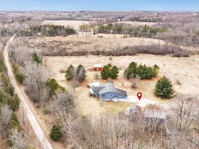 /international/us/265-e-leeward-street-sturgeon-bay-wi-110106624021/
