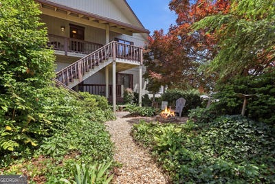 /international/us/20-mill-street-clayton-ga-110108880662/