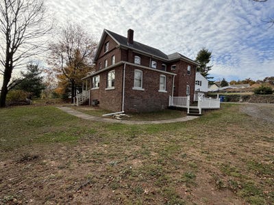 /international/us/2964-state-street-hamden-ct-110104010593/
