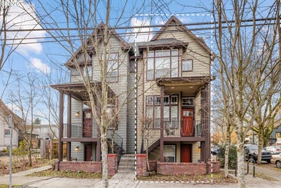 /international/us/2301-se-12th-ave-portland-or-110104588375/