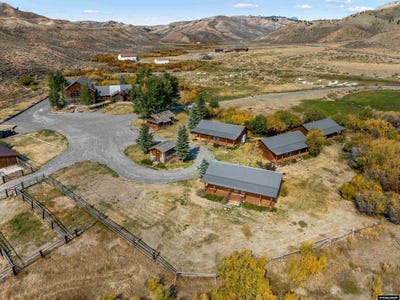 /international/us/1068-horsecreek-road-dubois-wy-110100098663/