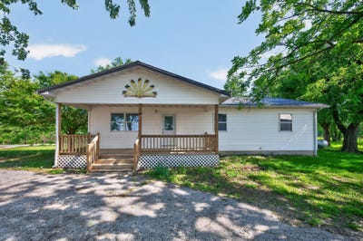 /international/us/1501-state-highway-ab-seymour-mo-110107803223/