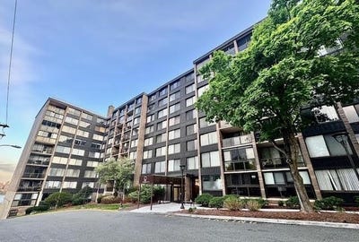 /international/us/9060-palisade-ave-north-bergen-nj-110108109910/