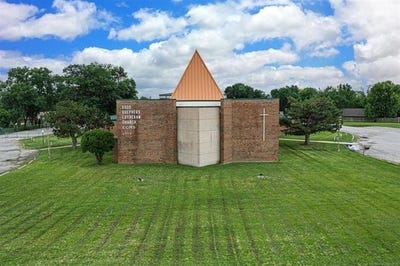 /international/us/8730-e-skelly-drive-tulsa-ok-110108587809/
