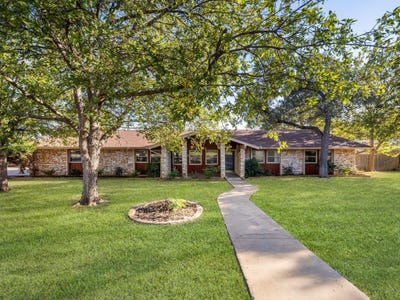 /international/us/806-country-club-rd-georgetown-tx-110102901448/
