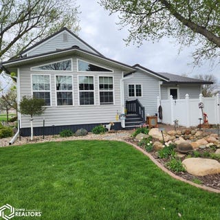 /international/us/220-main-street-dumont-ia-110108445547/