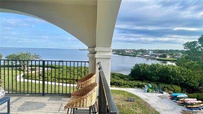 /international/us/244-mariner-drive-tarpon-springs-fl-110100336427/