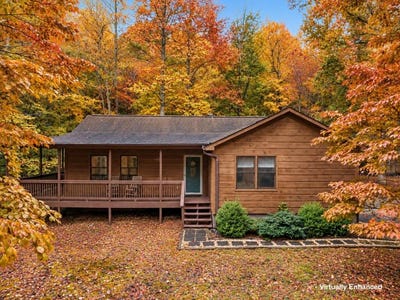 /international/us/212-nexus-drive-ellijay-ga-110120450066/