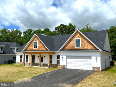 /international/us/glenaire-road-lot-85-bunker-hill-wv-110107685178/