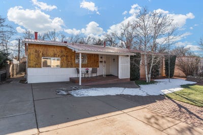 /international/us/2704-alamosa-drive-santa-fe-nm-110105021942/
