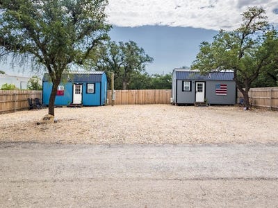 /international/us/8036-county-road-604-brownwood-tx-110101164387/