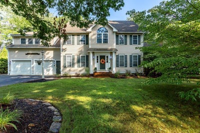/international/us/2-sherwood-halifax-ma-110109806749/