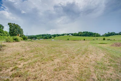 /international/us/lot-9-powder-branch-road-elizabethton-tn-110101235720/