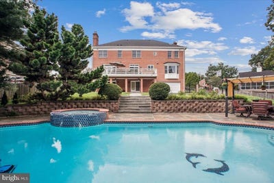 /international/us/9917-kendale-road-potomac-md-110106353846/