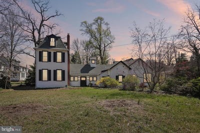 /international/us/1-w-linden-road-burlington-township-nj-110107552219/